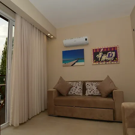 Lighthouse Natalia Aparts Apartment