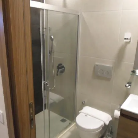 Lighthouse Natalia Aparts 公寓 *